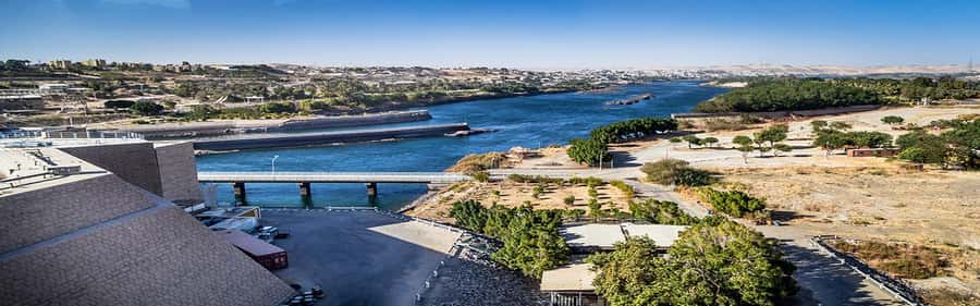 2 days 1 night Luxor,Aswan & Abu simbel by flight from Cairo - Guides, language, and the private format