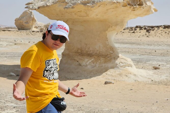 2 Days White Desert and Bahariya Oasis Tour - Breakfast, the Mummies Museum, and the road home