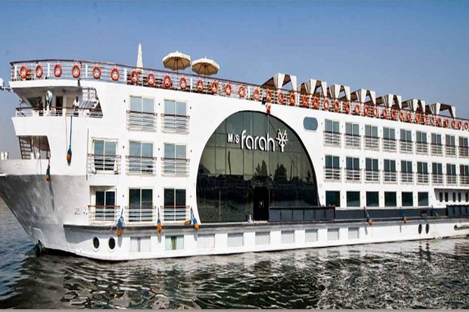2-Hour Nile River Dinner Cruise From Cairo - Pickup from Cairo or Giza