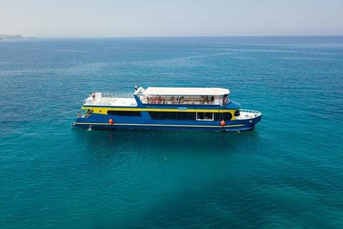 2 Hours Catamaran and Semi Submarine with Snorkeling in Hurghada - Who should book this trip?