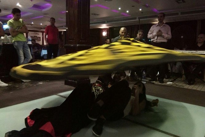 2-hours night dinner cruise show : Eat , Dance and Sing - What the $8 price really buys you