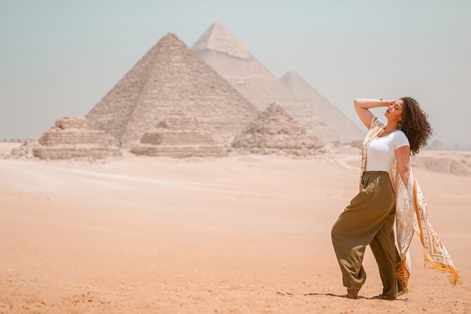 2 hrs Unique Photo session (PhotoShoot) at the Pyramids of Giza - Meeting at the Great Pyramid