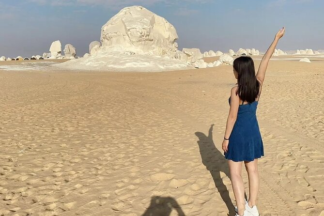 2Days to White Desert and Bahariya Oasis tour From Cairo & Giza - Desert camping, dinner, and a sky full of stars