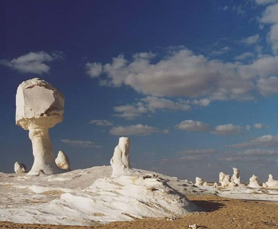 3 Days 2 Nights Visit White Desert & Bahariya From Cairo - Who should book this experience?
