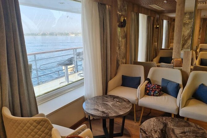 3 Days and 2 Nights Nile Cruise from Aswan to Luxor - The shopping stops are part of the schedule