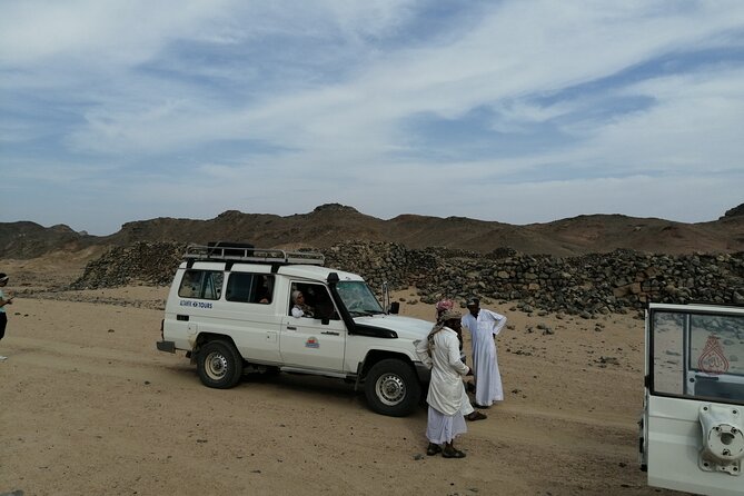 3 hours Mini Super Safari (Family Safari) - Quad biking for 45 minutes across the desert
