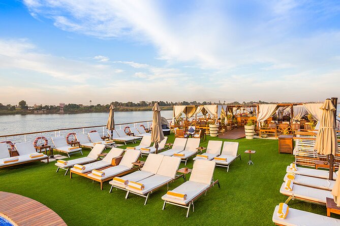 4 Days Nile Cruise luxor.Aswan.abu simbel with Train Tickets from Cairo - Abu Simbel at dawn, then sailing north