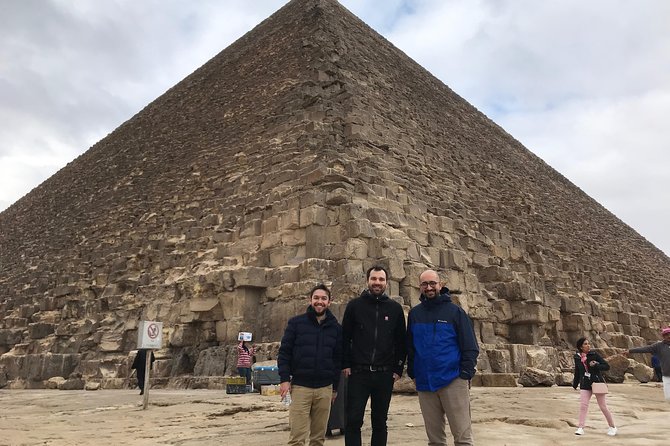 4 Hour Giza Pyramids & Sphinx Tour - Pickup, transport, and the first hour
