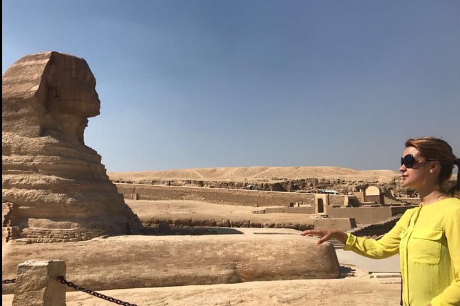 4 Hours private tour to Giza pyramids Sphinx - Khafre’s Pyramid and the Valley Temple