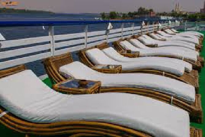 5 Days 4 Nights Egypt Nile Cruise from Luxor to Aswan - The guide can make or break the five days