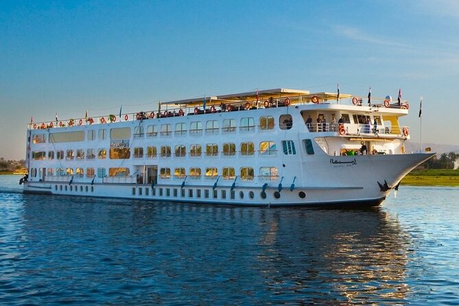 5 Days Nile River Cruise from Luxor to Aswan - With Private Excursions - Day 2: Tombs and royal ambition on Luxor’s west bank