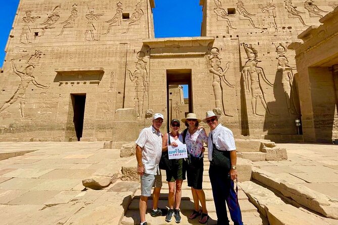 6 Days Hypnotic Cairo & Nile Cruise Tour Package - Guide Service and Group Size