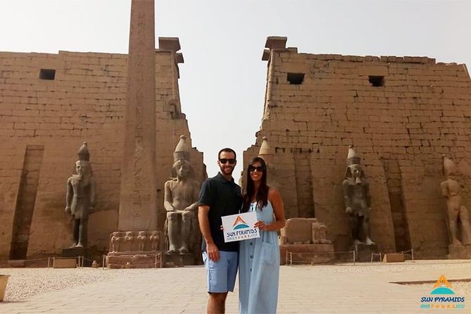 8 Day: Luxor Nile Cruise & Cairo - Day 5: Flying to Cairo, then facing the Pyramids