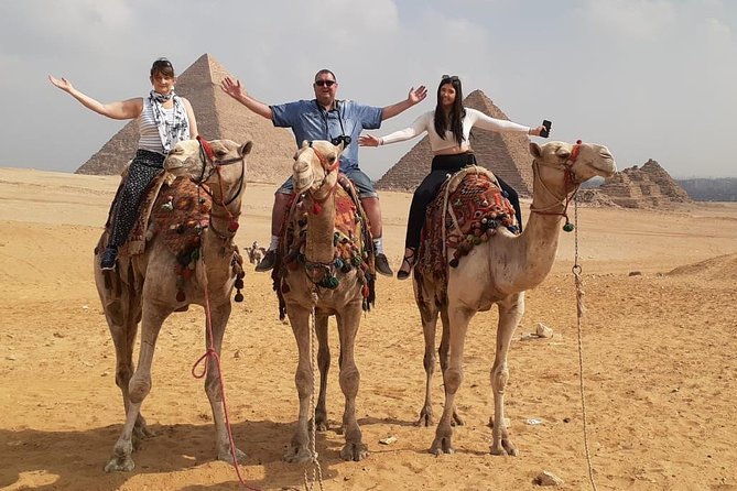 8-Hour Private Guided Tour to Giza Pyramids Memphis and Saqqara from Cairo - Lunch, driving, and the rhythm of the day