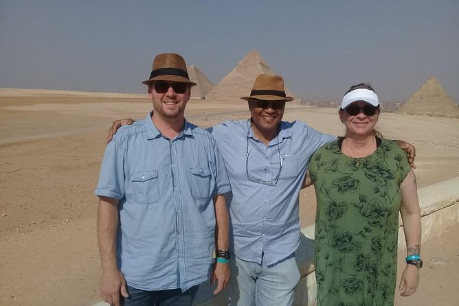 8-Hour Private Tour to Giza Pyramids, Memphis and Sakkara - The Sphinx, close enough for the details