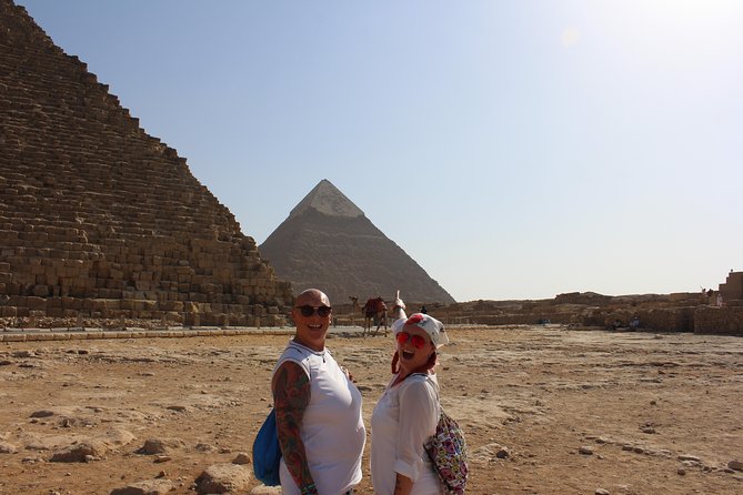 8-Hour Private Tour to Giza Pyramids, Memphis and Sakkara - Lunch, water, and the real price