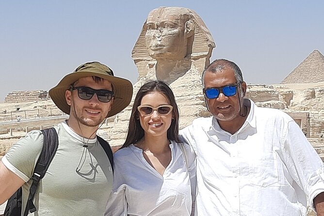 8-Hour Private Tour to Giza Pyramids, Memphis and Sakkara - Giza and the pyramids: start with the giants