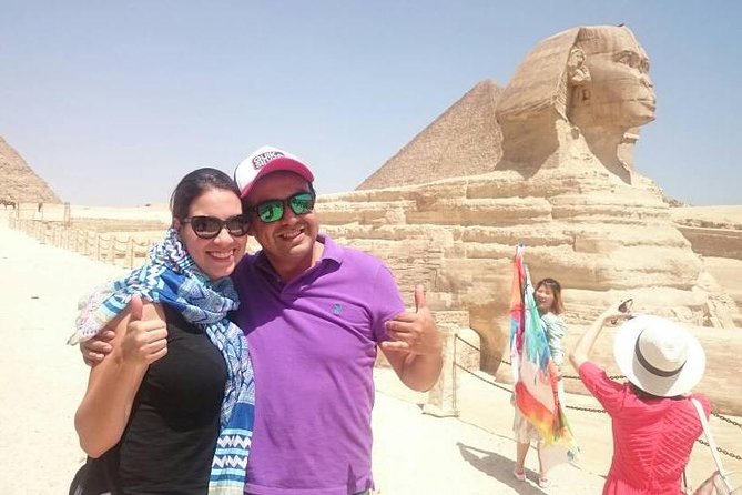 8-Hour Private Tour to the Pyramids of Giza and Saqqara from Cairo - What the private guide adds at Giza