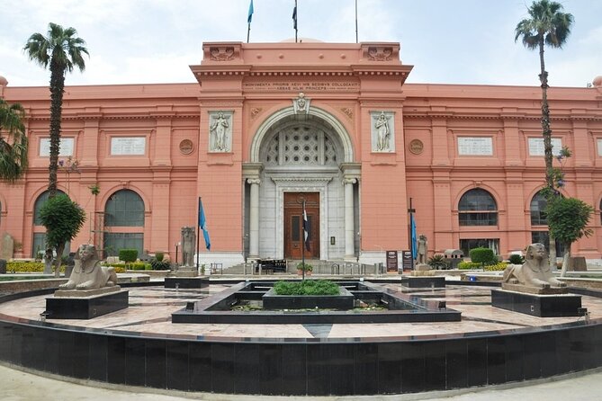8-Hours private tour of Giza pyramids, Egyptian museum&Bazaar - The guides: the human side of the experience