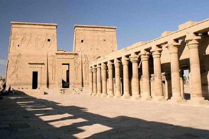 9 Days Private Tour in Egypt with Transportation - Cairo arrival and the first night
