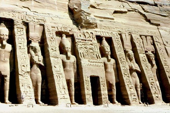 Abu Simbel Excursion Day Trip from Aswan (Sharing Bus without Guide) - Two temples, two different experiences