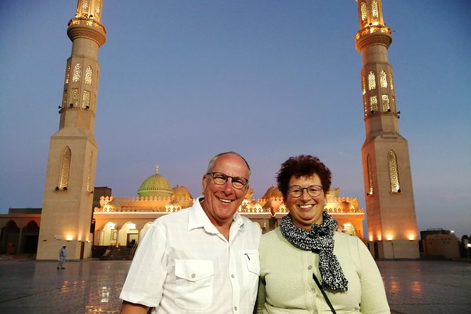 Airport Transfer to Central Hurghada Hotels(15km) from airport. - Key points at a glance