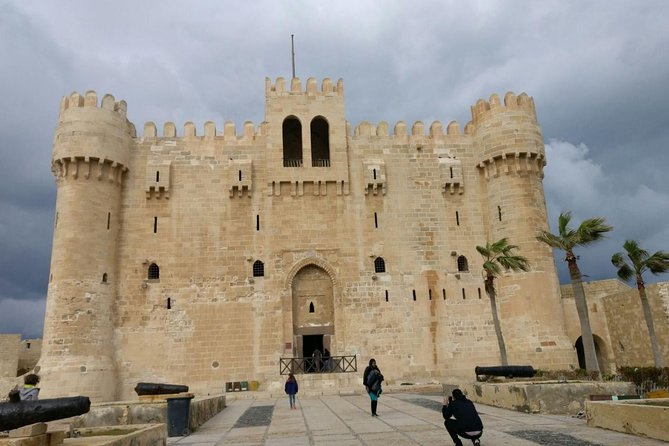 Alexandria Day Tour From Cairo & Giza Hotels - Guides, drivers, and the private-tour advantage