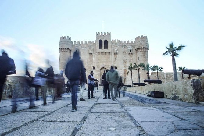 Alexandria Day tour from Cairo-Must See attractions - Pompey’s Pillar: an impressive name with limited time