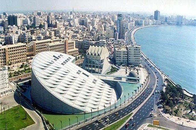 Alexandria Full-Day Trip from Giza & Cairo - The long road from Cairo to Alexandria
