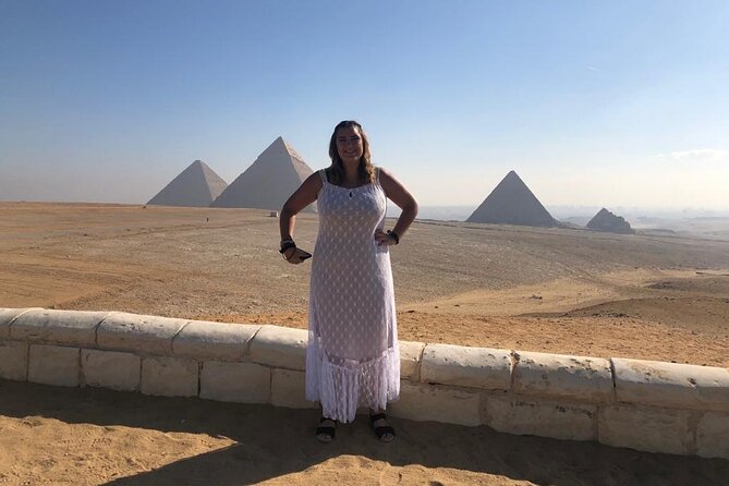 All Inclusive Full-Day Tour to Pyramids, Museum, mosque and Felucca - The Great Pyramid of Cheops and the Giza Plateau