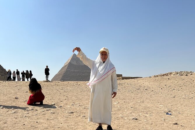 All Inclusive - Giza Pyramids , Sphinx, Cairo Museum and Lunch - Koshary at Abou Tarek