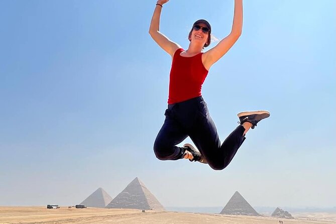 All inclusive Private Tour Giza Pyramids Sphinx ,Camel Ride and Lunch - Seeing the three main pyramids at Giza