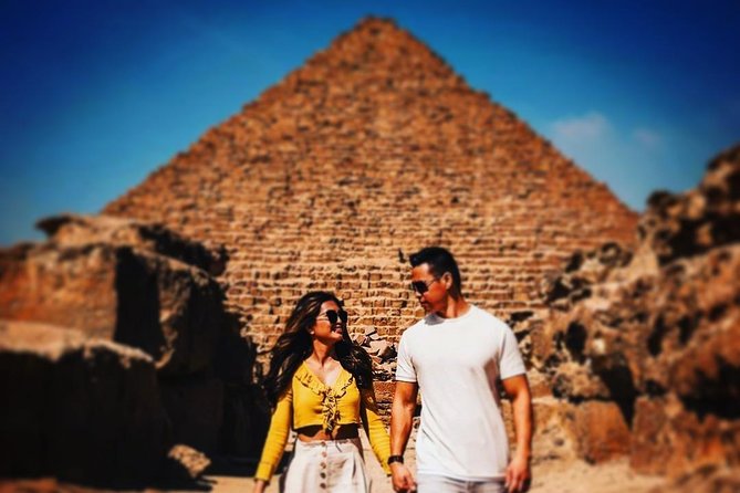 All-inclusive Private Trip Giza Pyramids Sphinx Saqqara, Dahshur - Giza Pyramids: the grand opening act