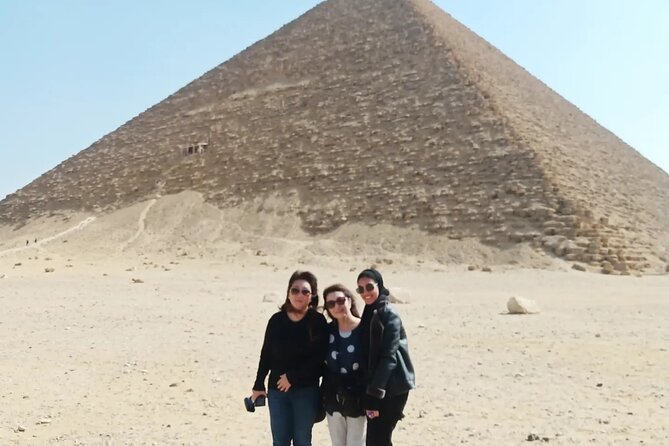 All Inclusive Tour to Giza pyramids, sphinx, Memphis, Saqqara - Guide quality and the private format