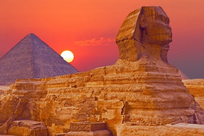 Allinclusive Half DayPrivateTour Giza PyramidsSphinx Ticke Lunch - Why a private Giza visit can be worth it