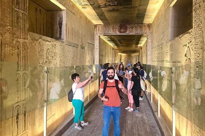 Amazing 3-Nights Cruise From Aswan To Luxor including Abu Simbel&Hot Air Balloon - Guide quality and group size