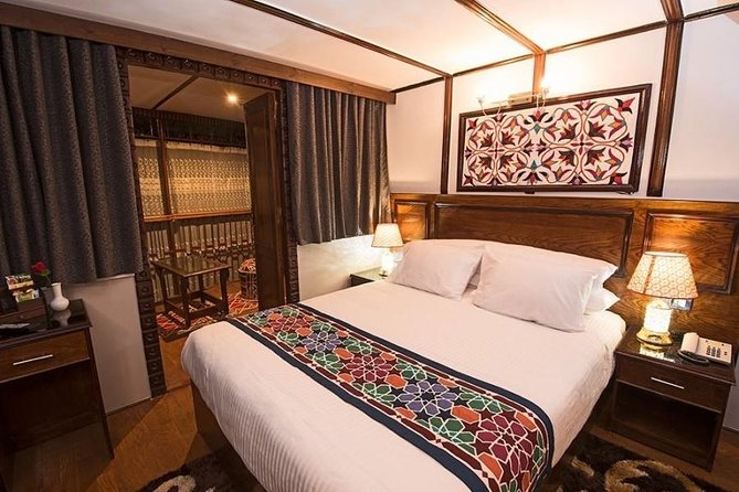 Amazing 4-Days Nile Cruise from Aswan To Luxor with sightseeing and Abu simbel - Day 3: Edfu, the Esna Lock, and Luxor after dark