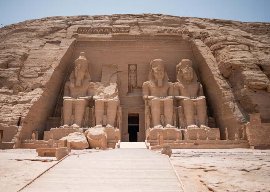 Aswan: Abu Simbel Group Tour with Guide and Entrance Fees - Key points to know before booking