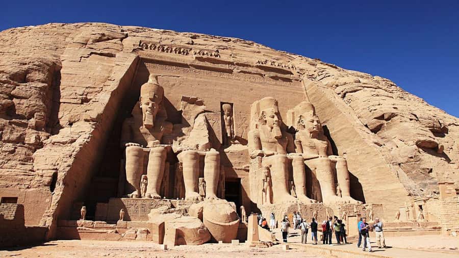 Aswan: Abu Simbel Group Tour with Guide and Entrance Fees - The early pickup and convoy from Aswan