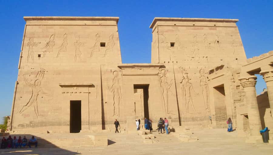 Aswan: High Dam, Unfinished Obelisk, & Philae Private Tour - Reading the Unfinished Obelisk