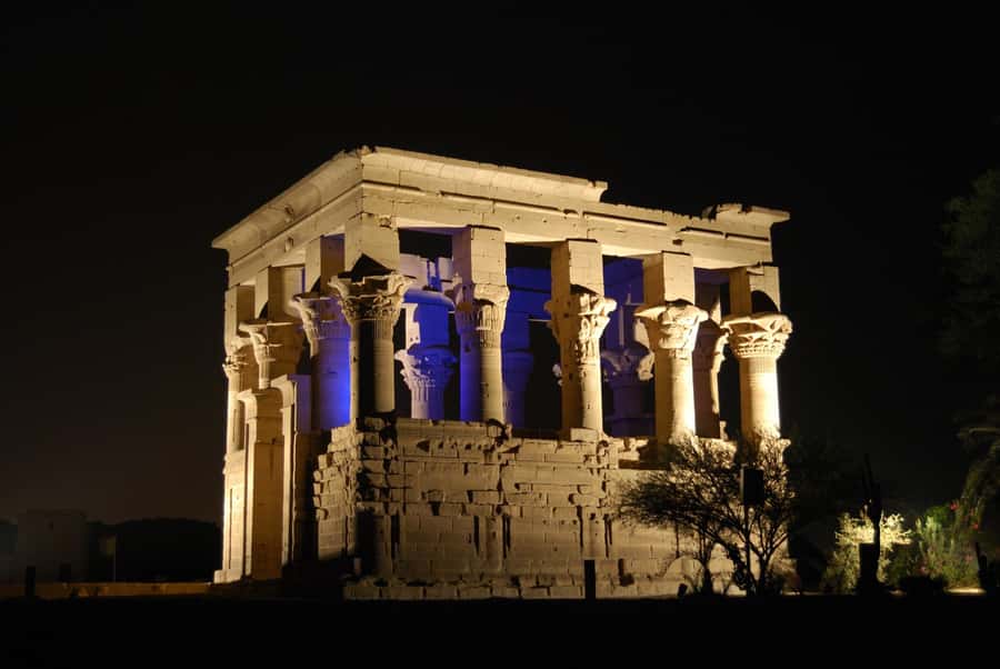Aswan: Philae Temple Sound & Light Show with Entrance Fees - Why Philae at night feels special