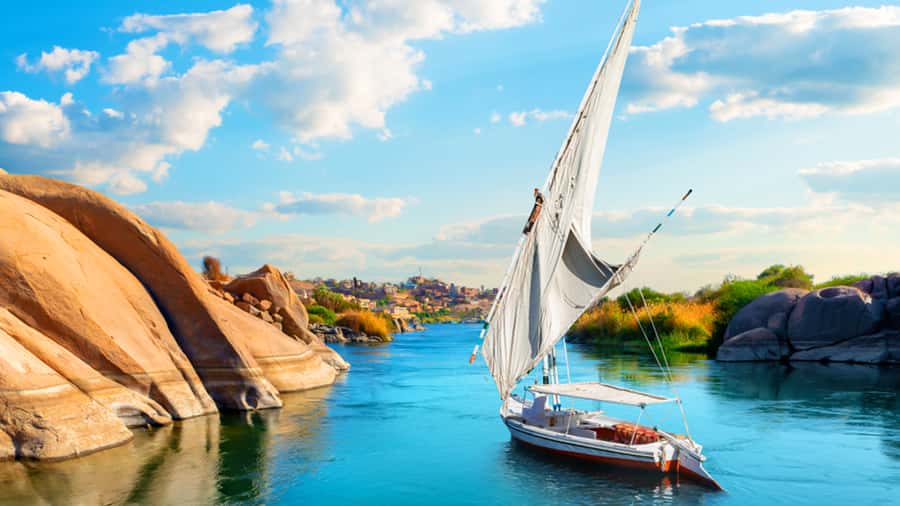 Aswan Private Felucca Ride: Sail Around Elephantine Island. - Hotel Pickup and the Start of the Ride