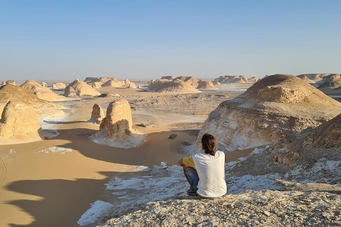 Black and White Desert and Bahariya Oasis Tour 2 Days 1 Night - Breakfast and the return journey