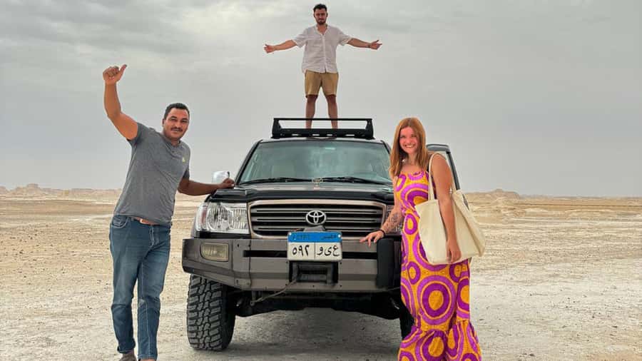 Cairo: 2-Day Bahariya & White Desert Private Camp Adventure - Crystal Mountain and the Agabat area