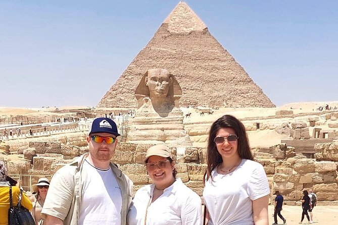 Cairo 8 Hour Private Tour Giza Pyramids, Egyptian Museum & Bazaar - Khan el Khalili and Cairo’s souvenir shops