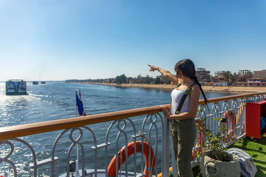 Cairo: 9-day Egypt Private Tour with Flights and Nile Cruise - Alexandria shows Egypt beyond the pharaohs