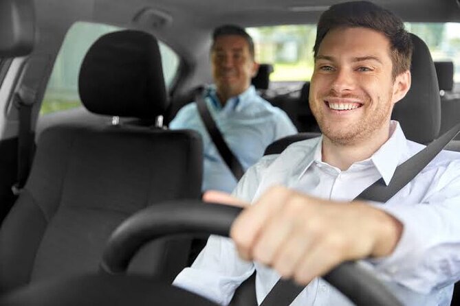 Cairo Airport Pick up or Transfer from Hotels - Meeting your driver at Cairo International Airport