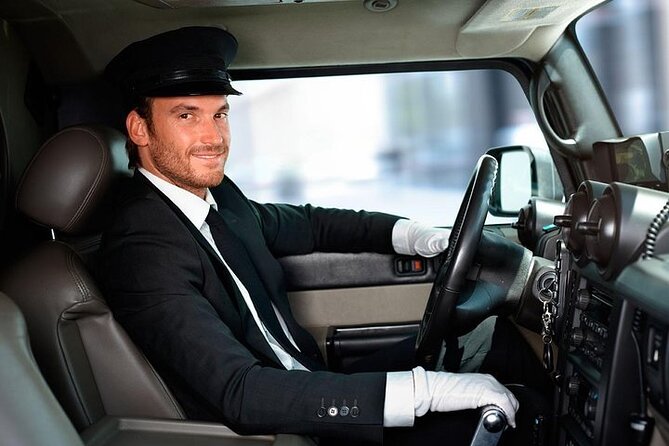 Cairo Airport Pick up or Transfer from Hotels - The vehicle promise and the vehicle risk