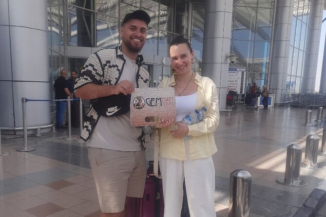 Cairo Airport Private Arrival/Departure Transfer to/hotel - From the terminal to the waiting car