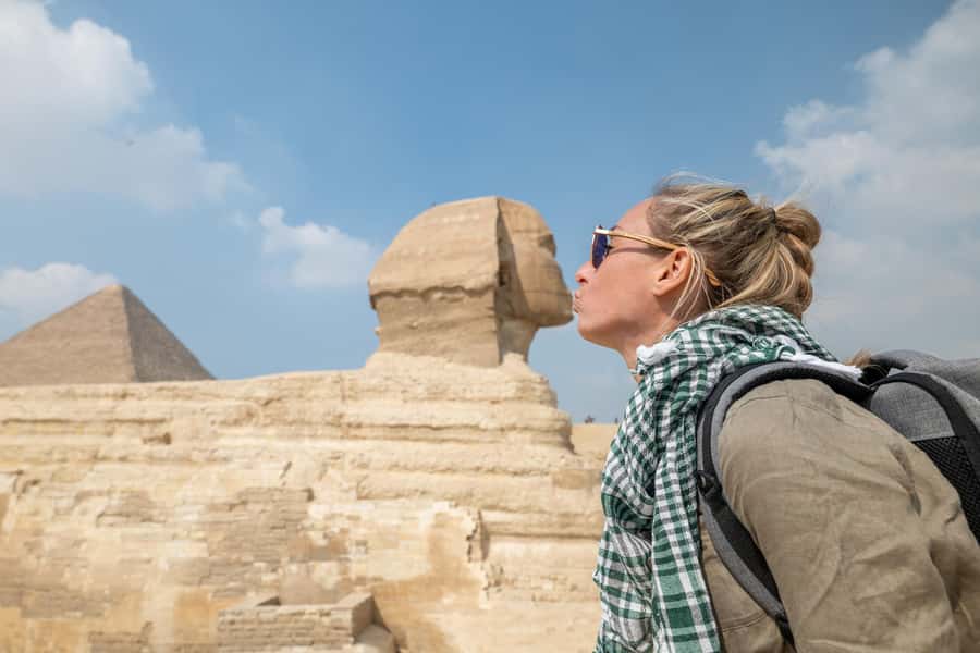 Cairo: All-Inclusive Giza Pyramids & Egyptian Museum Tour - Hotel pickup and the ride to Giza